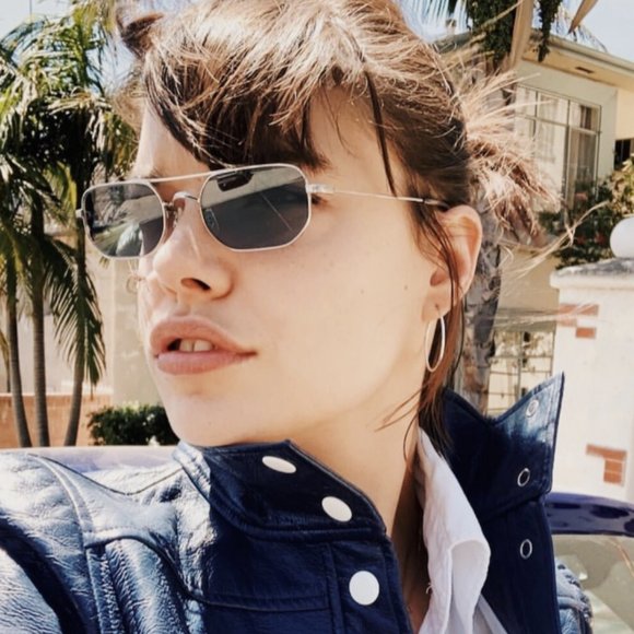 OLIVER PEOPLES INDIO 51mm Sunglasses Carbon Grey MSRP$545 The most Beloved - Picture 8 of 11